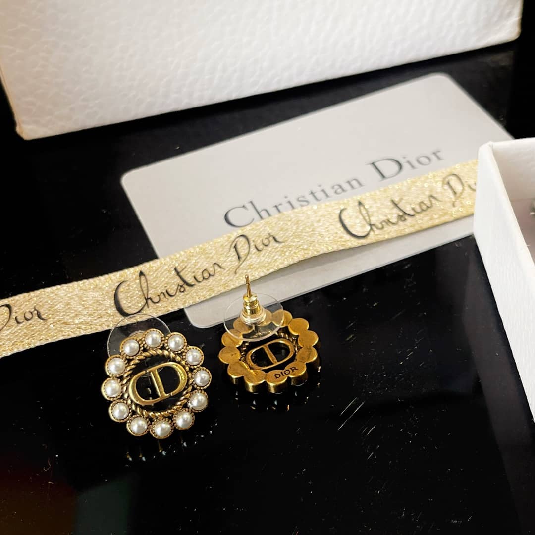 Wholesale Chr1st1an D10r Logo Earring
