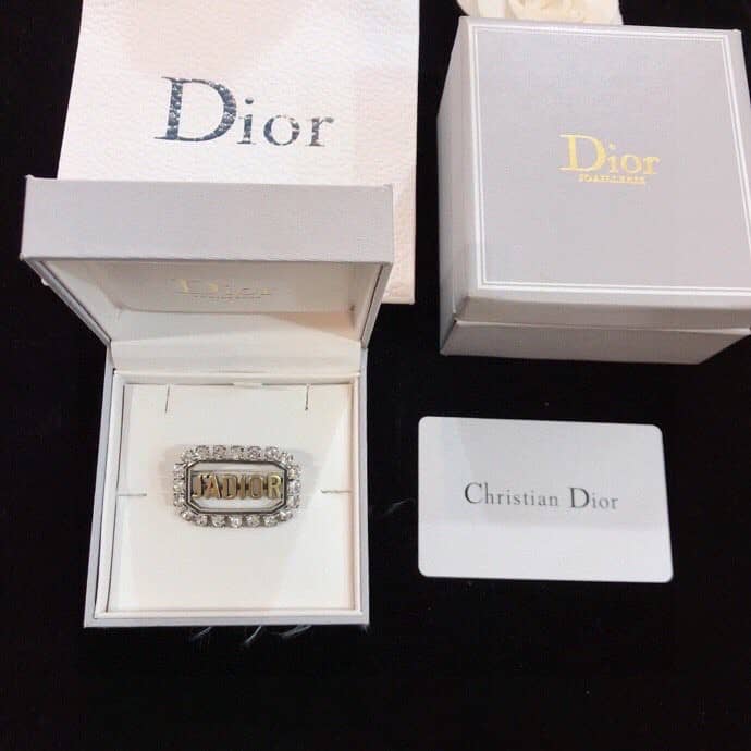 Luxury Chr1st1an D10r Classic AAA+ Brooch