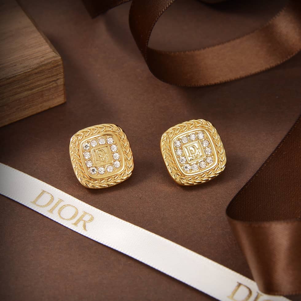 Luxury Chr1st1an D10r Classic AAA+ Earring