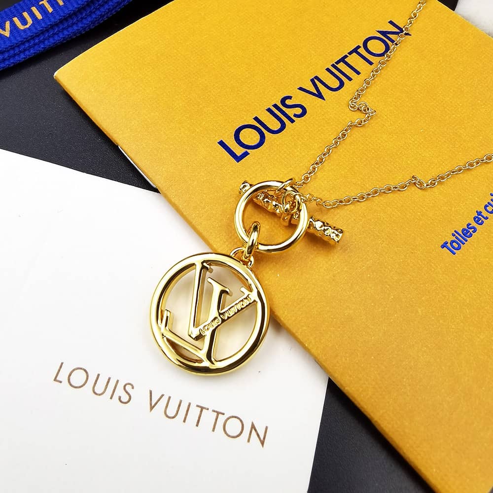 Knockoff L0vis Vvtt0n Logo Necklace