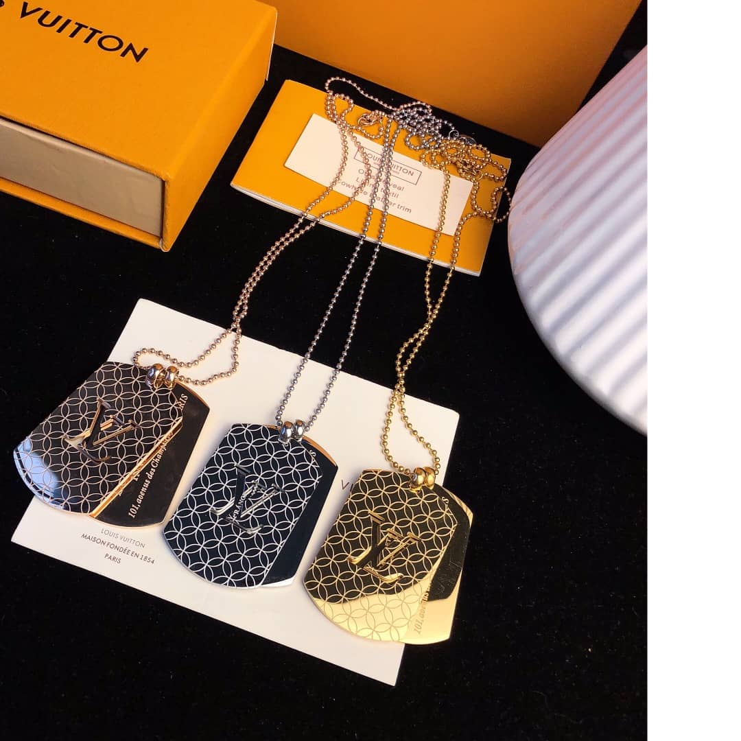 High Quality L0vis Vvtt0n Necklace