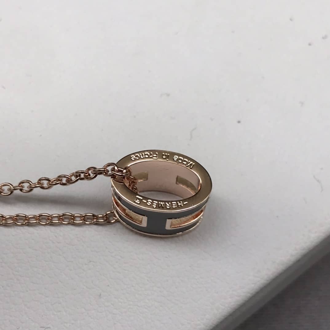 Knockoff H**me5 Logo Necklace