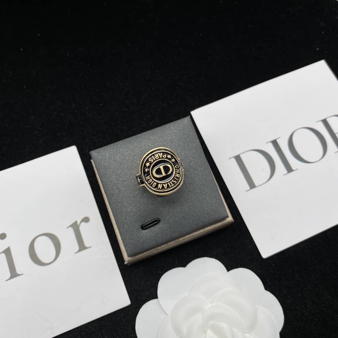 Chr1st1an D10r Ring Copy