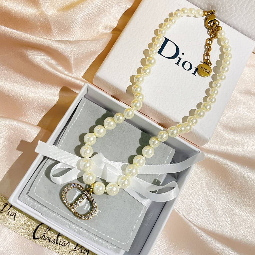 Chr1st1an D10r Necklace First Copy