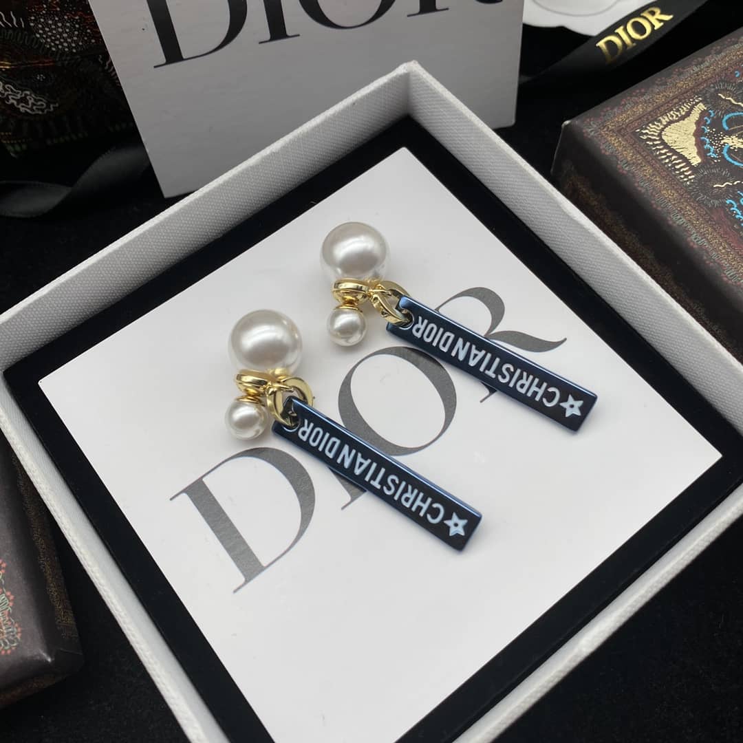 Chr1st1an D10r Earring Copy