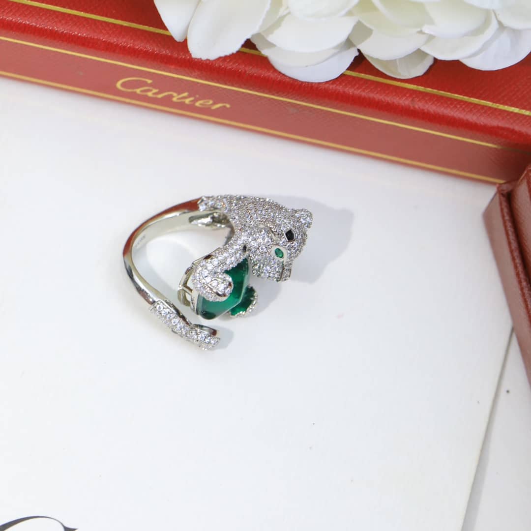 Ca*t1er Ring First Copy