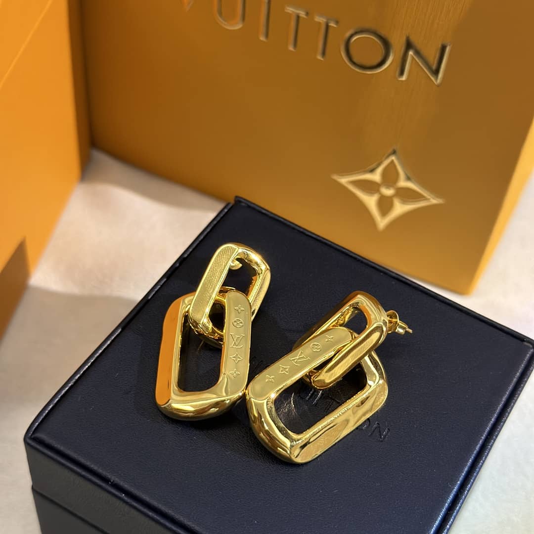 Best L0vis Vvtt0n Classic Earring