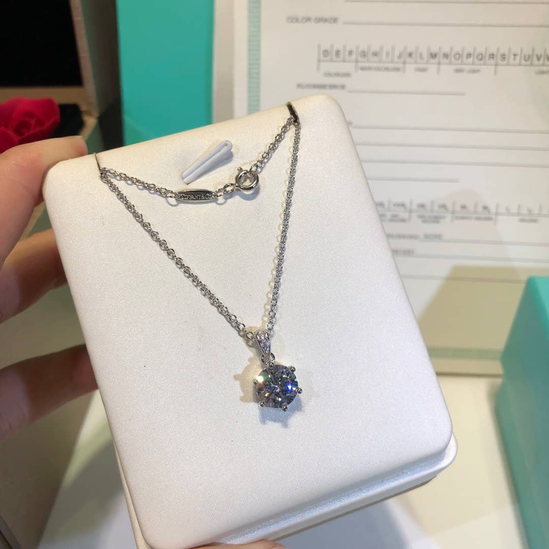 7 Star T*f*ny Necklace