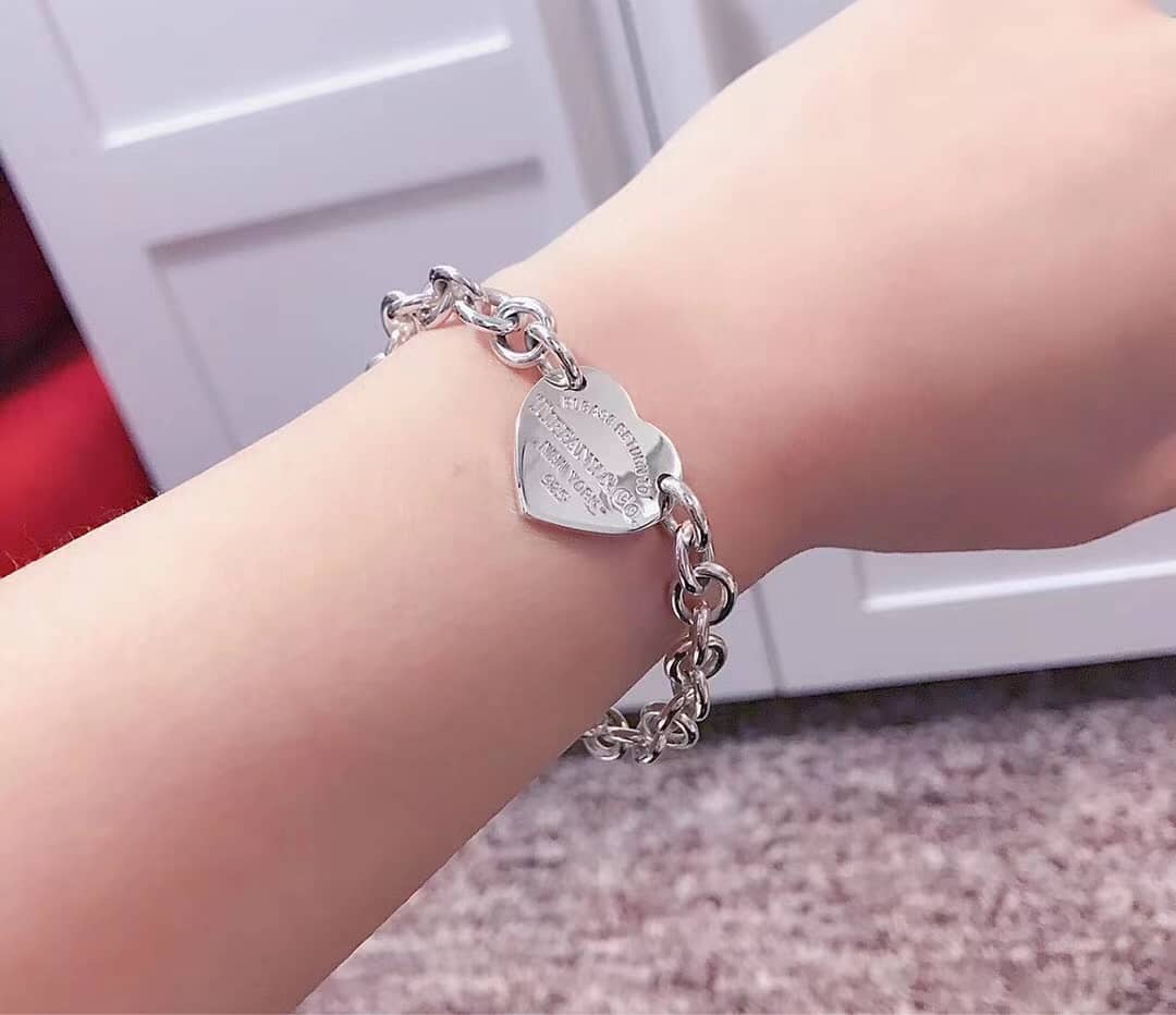 T*f*ny Bracelet First Copy