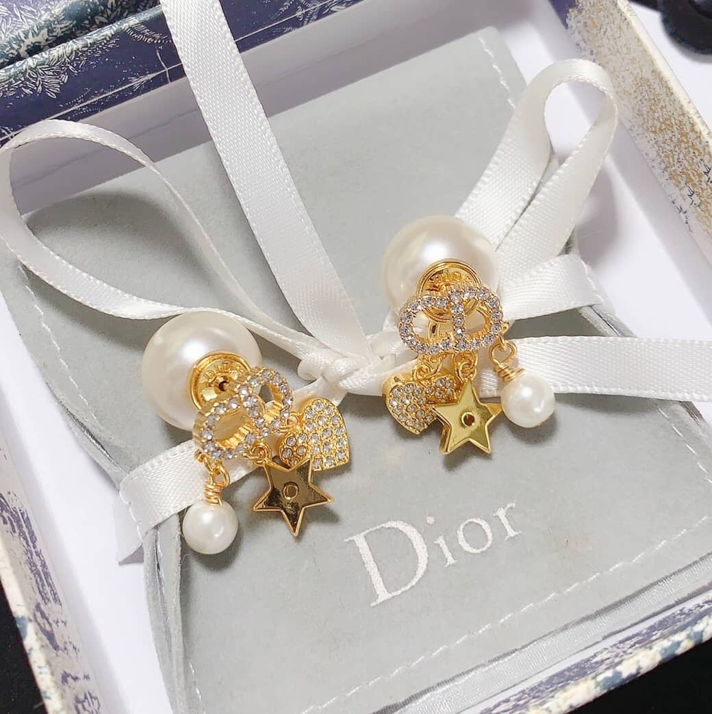 Knockoff Chr1st1an D10r Logo Earring