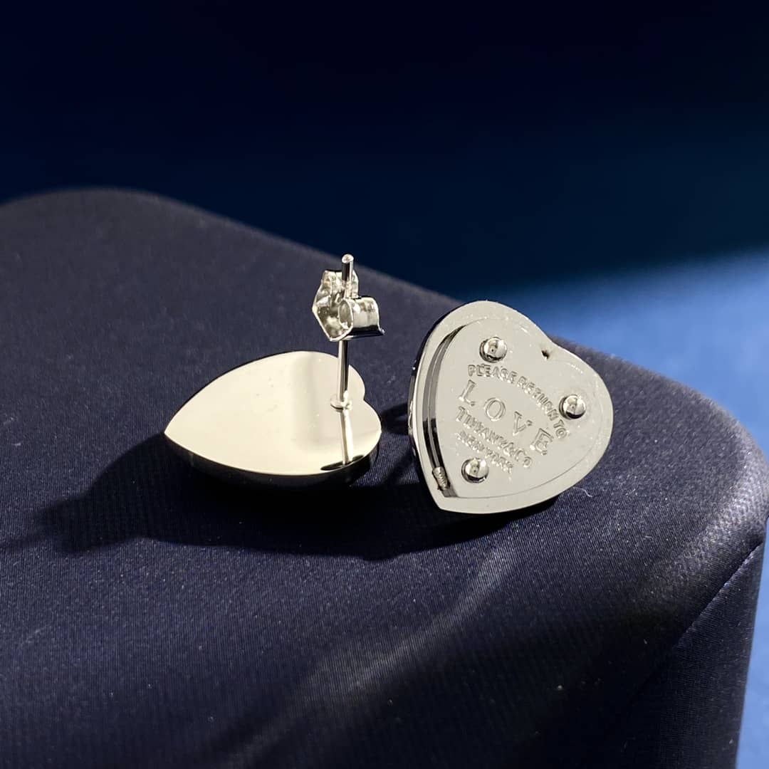 T*f*ny Earring For Sale