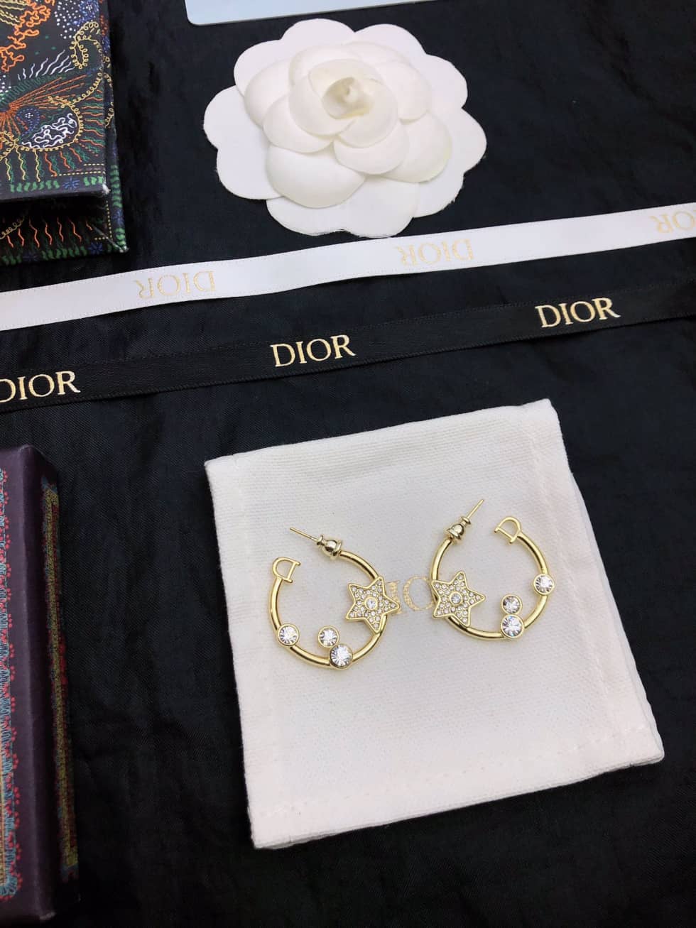 7 Star Chr1st1an D10r Earring