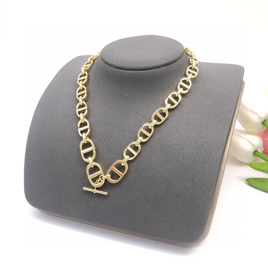 Luxury Chr1st1an D10r Classic AAA+ Necklace