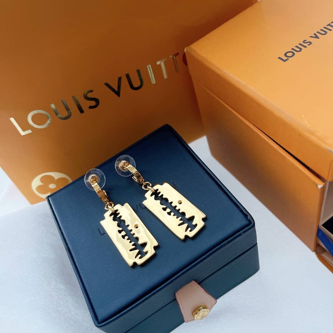 L0vis Vvtt0n Earring First Copy