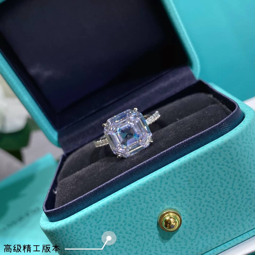 Best T*f*ny Classic Ring
