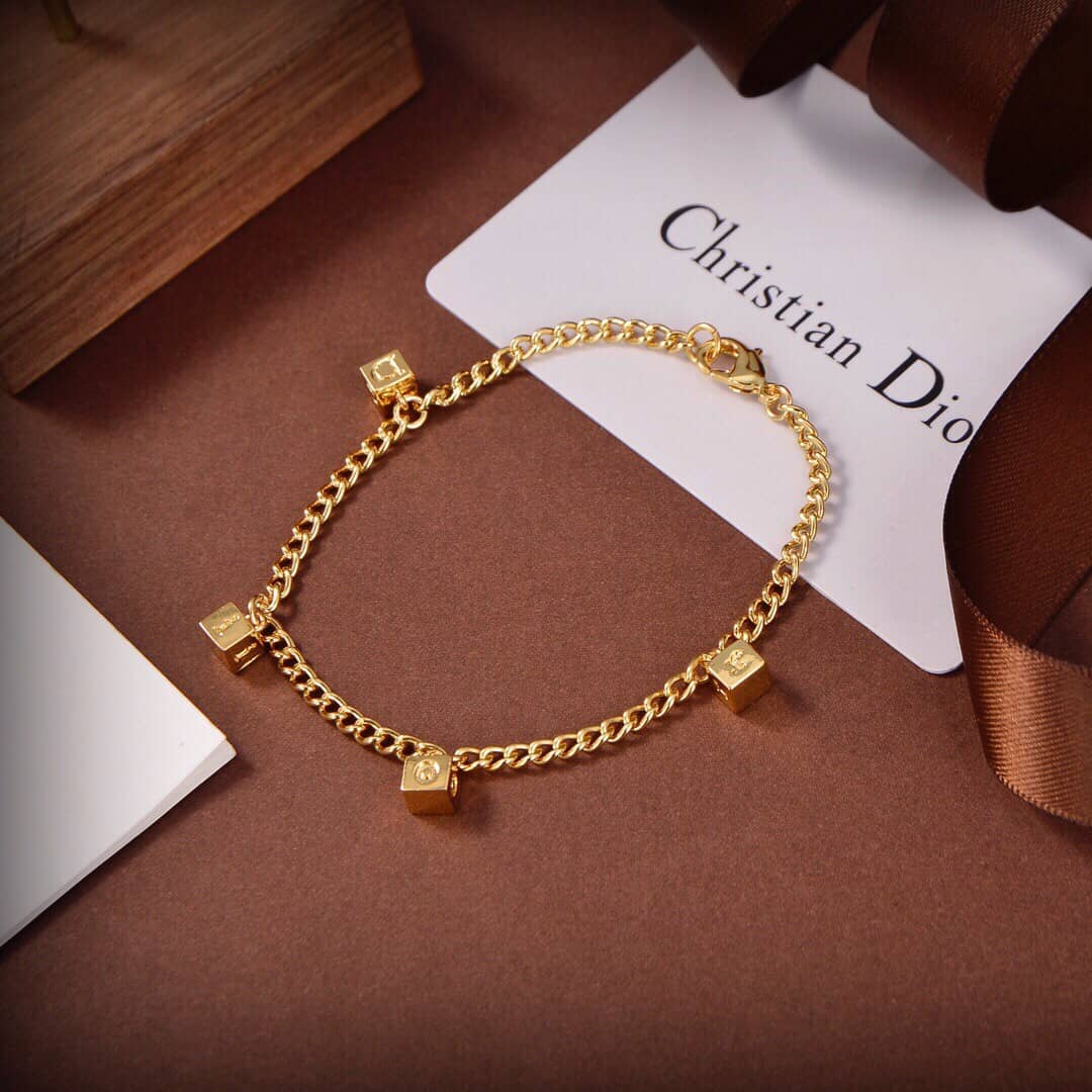 Luxury Chr1st1an D10r Classic AAA+ Bracelet