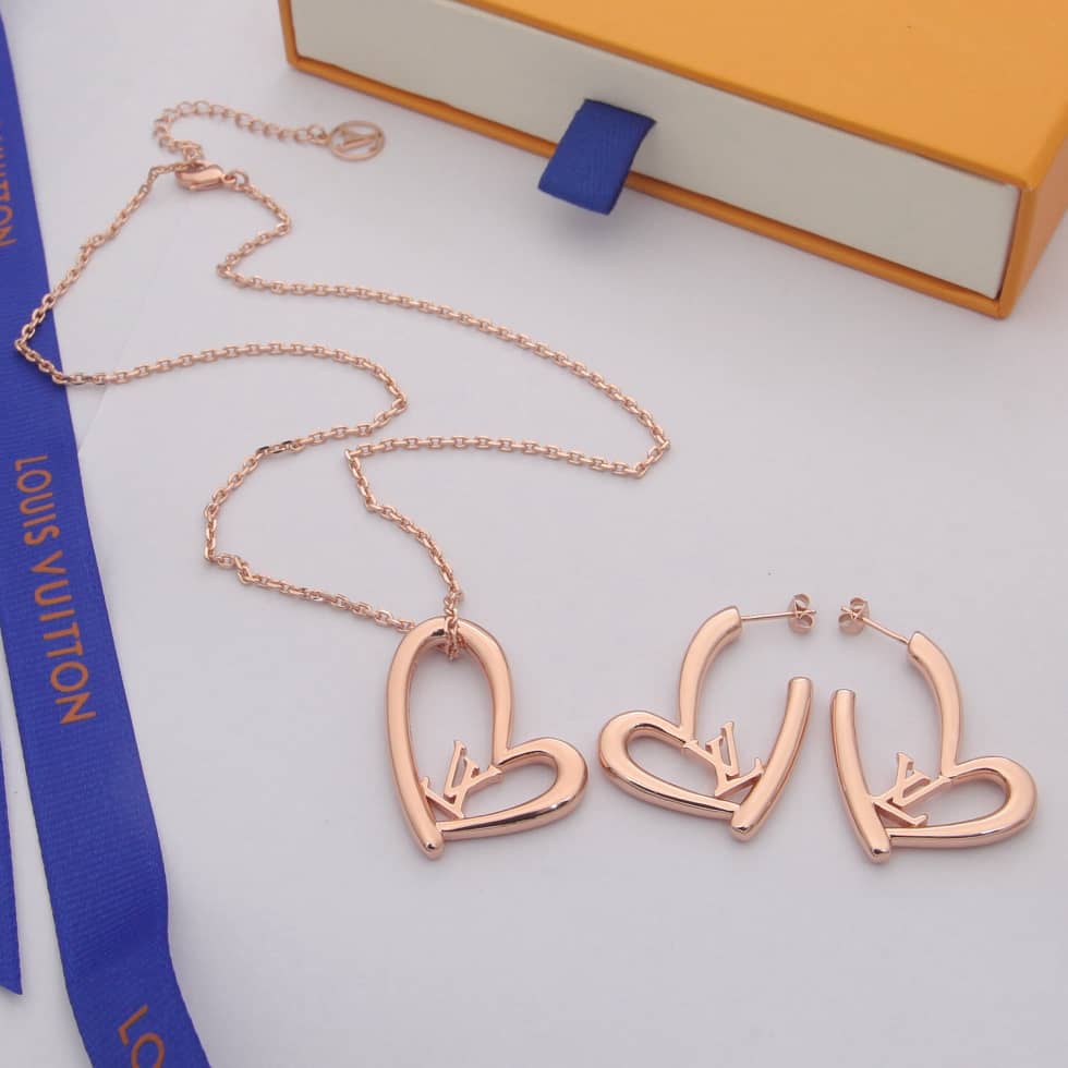 Cheap L0vis Vvtt0n Necklace