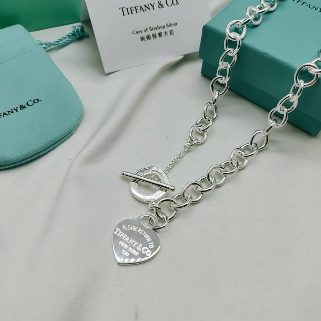 7 Star T*f*ny Necklace