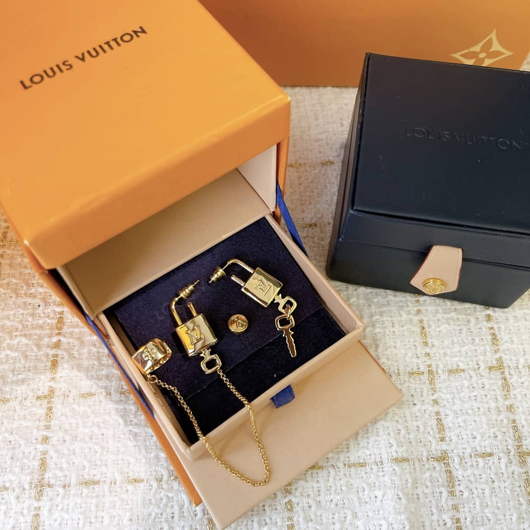 Designer L0vis Vvtt0n Classic Earring