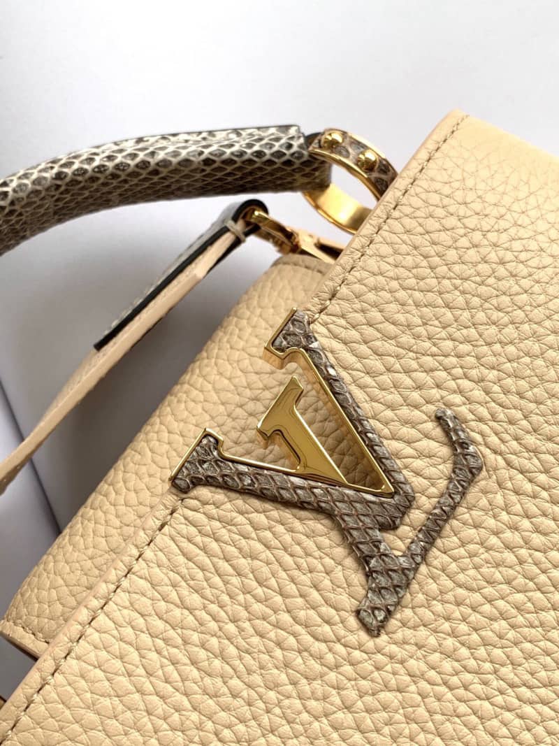 L0vis Vvtt0n Capucines Mini Replica Bag Apricot M55921