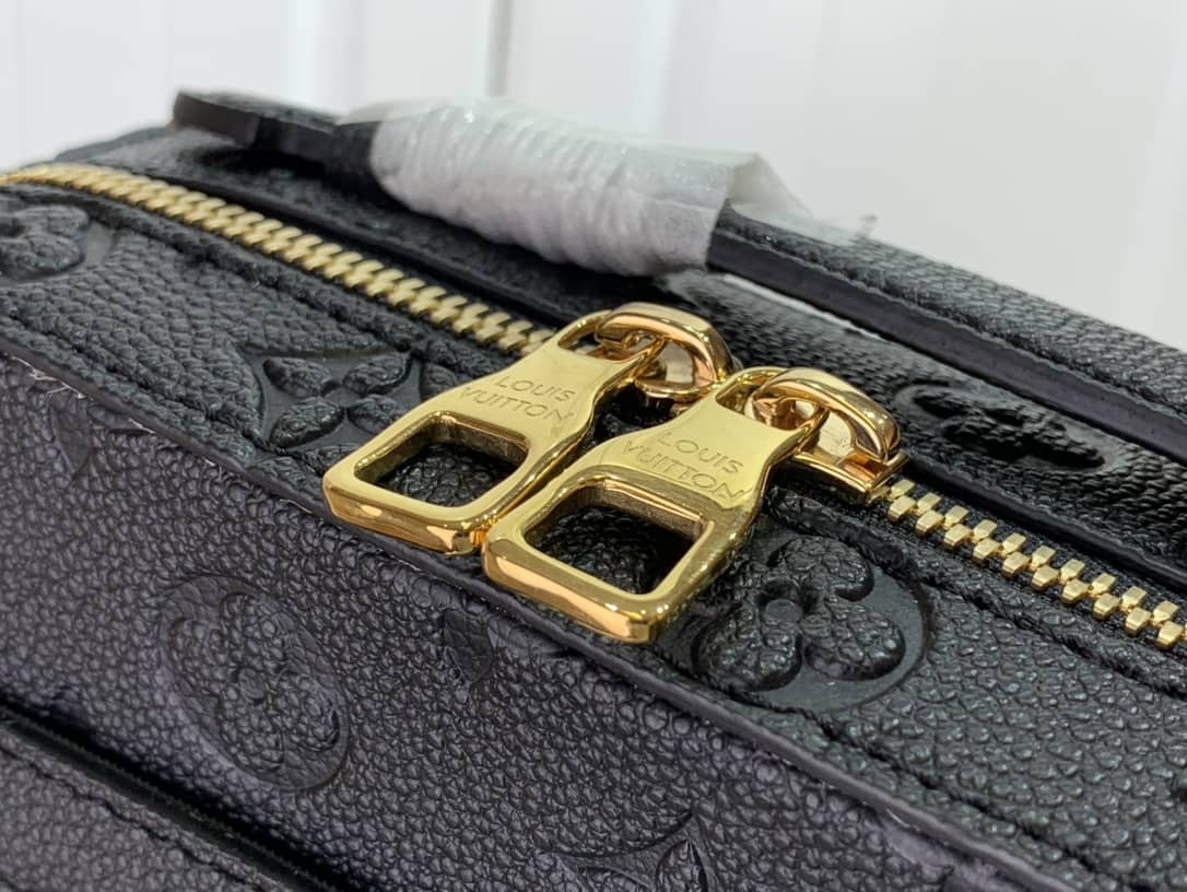 L0vis Vvtt0n Crossbody Dupe X NBA Handle Trunk Ball Grain Leather  M57971(ColaReps)