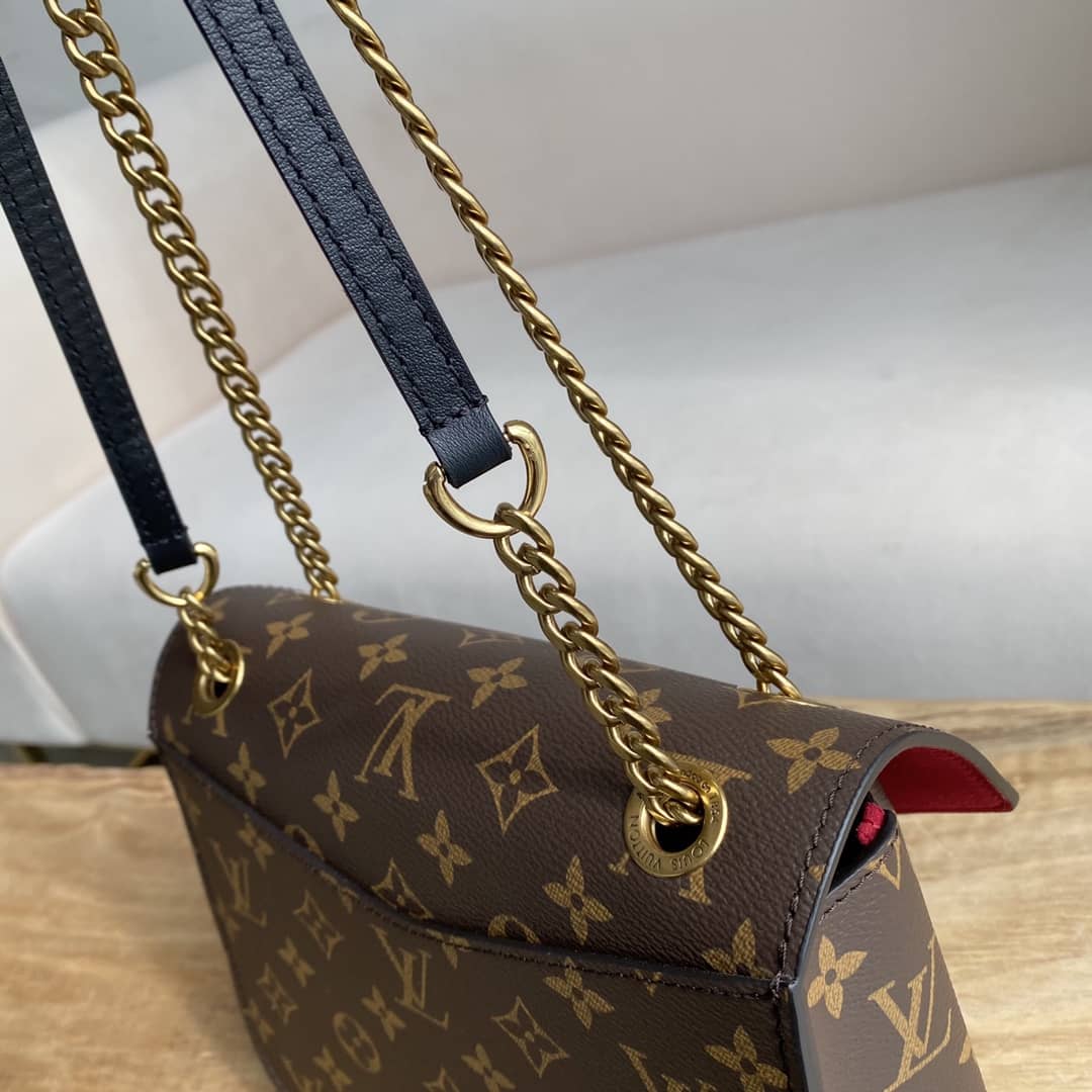 L0vis Vvtt0n Monogram Canvas Passy Replica Handbag M45592