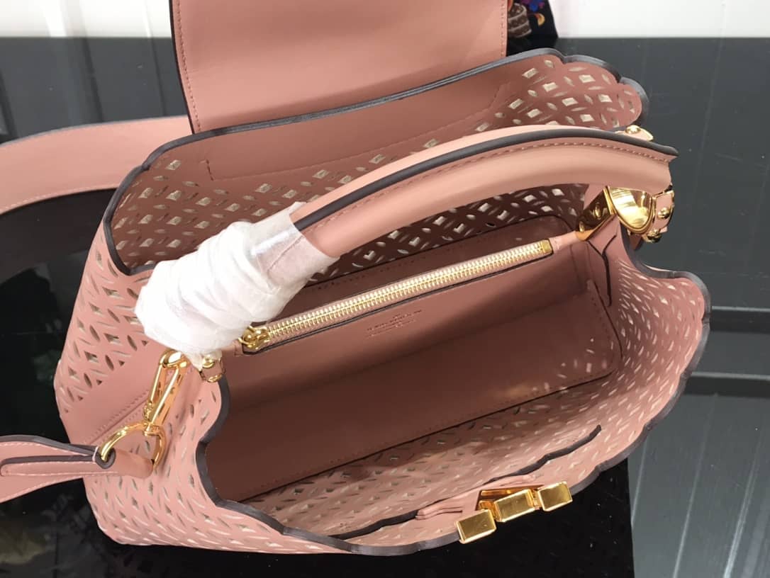 L0vis Vvtt0n Capucines BB Cutout Leather Bag Replica Pink M57228