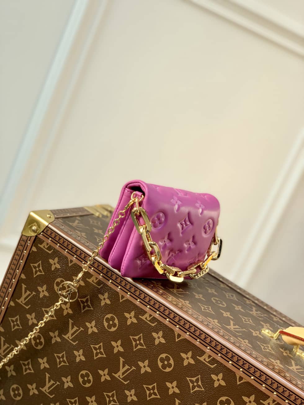 Best Replica L0vis Vvtt0n Beltbag Coussin Cruise 22 Monogram Embossed Orchid M81127 Replica Crossbody Bag(ColaReps)