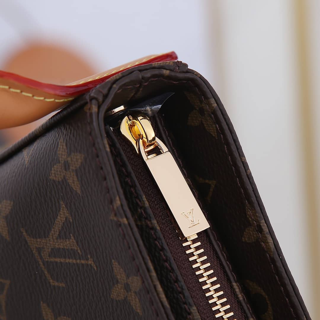 L0vis Vvtt0n Monogram Looping MM Replica Shoulder Bag M51146