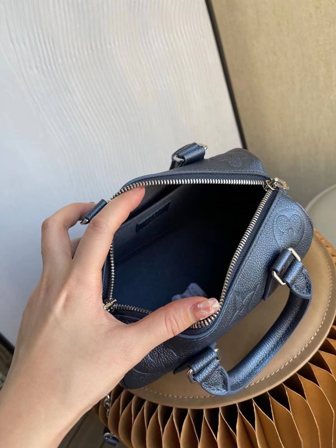 L0vis Vvtt0n Speedy Bandouliere 20 Blue M58958 Replica Shoulder Bag