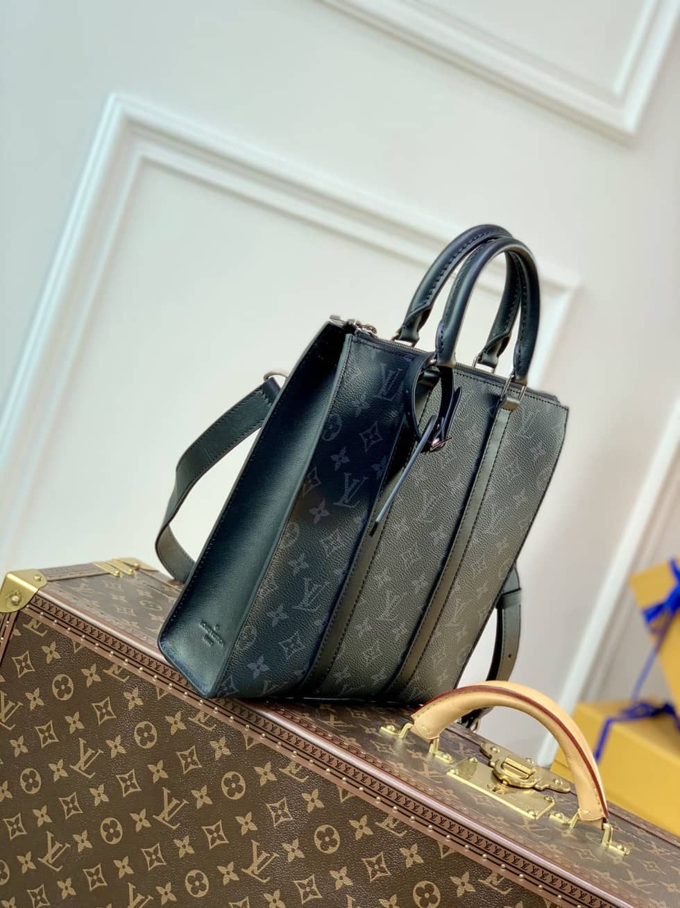 L0vis Vvtt0n Monogram Eclipse Sac Plat Cross M46098 Replica Shoulder Bag