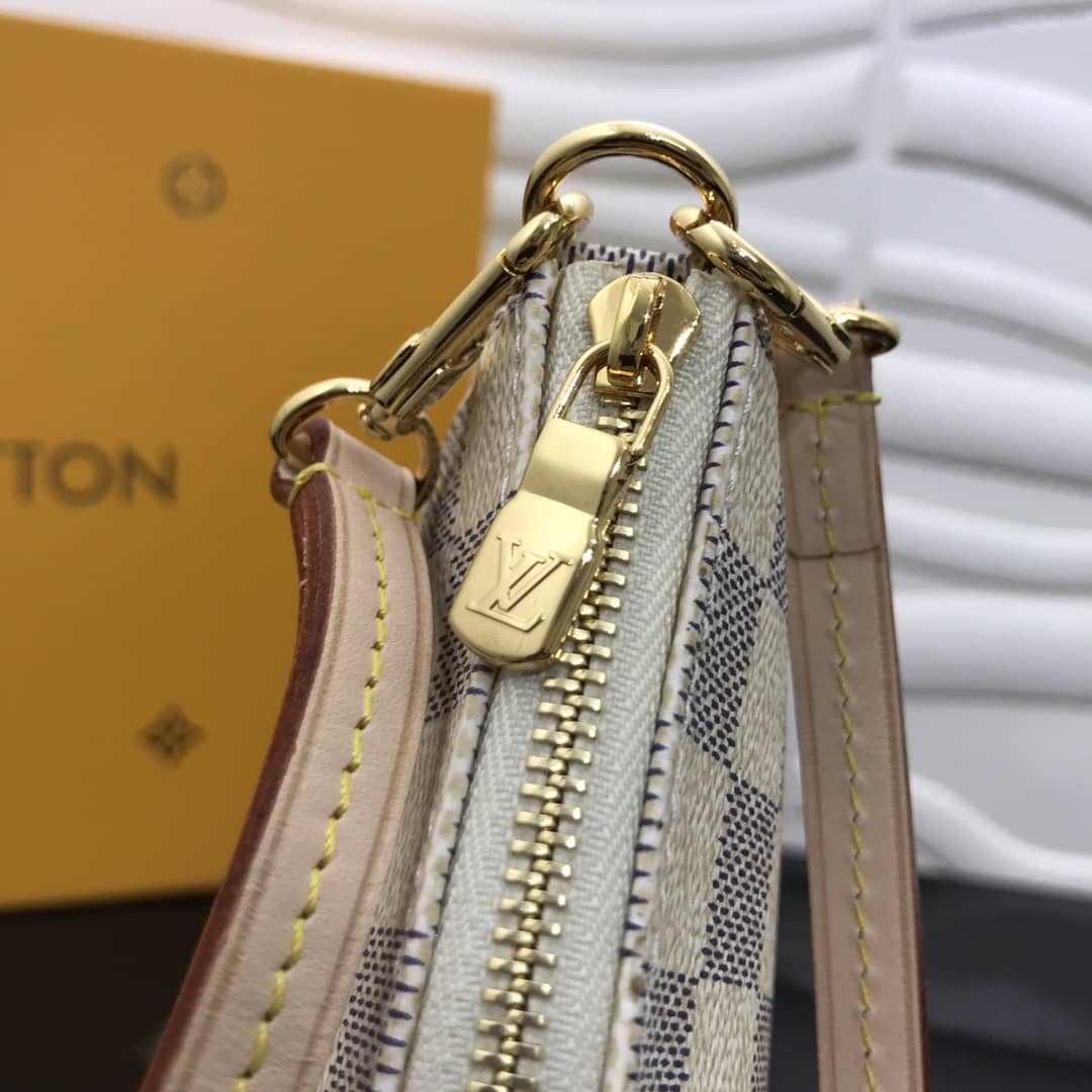 L0vis Vvtt0n Replica Pochette Accessoires Canvas Beige M40712