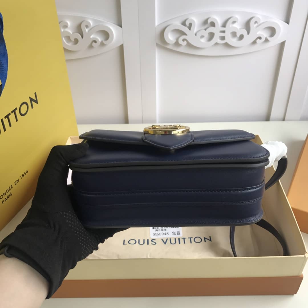 L0vis Vvtt0n Pont9 Neuf Leather Replica Shoulder Bag Blue M55948