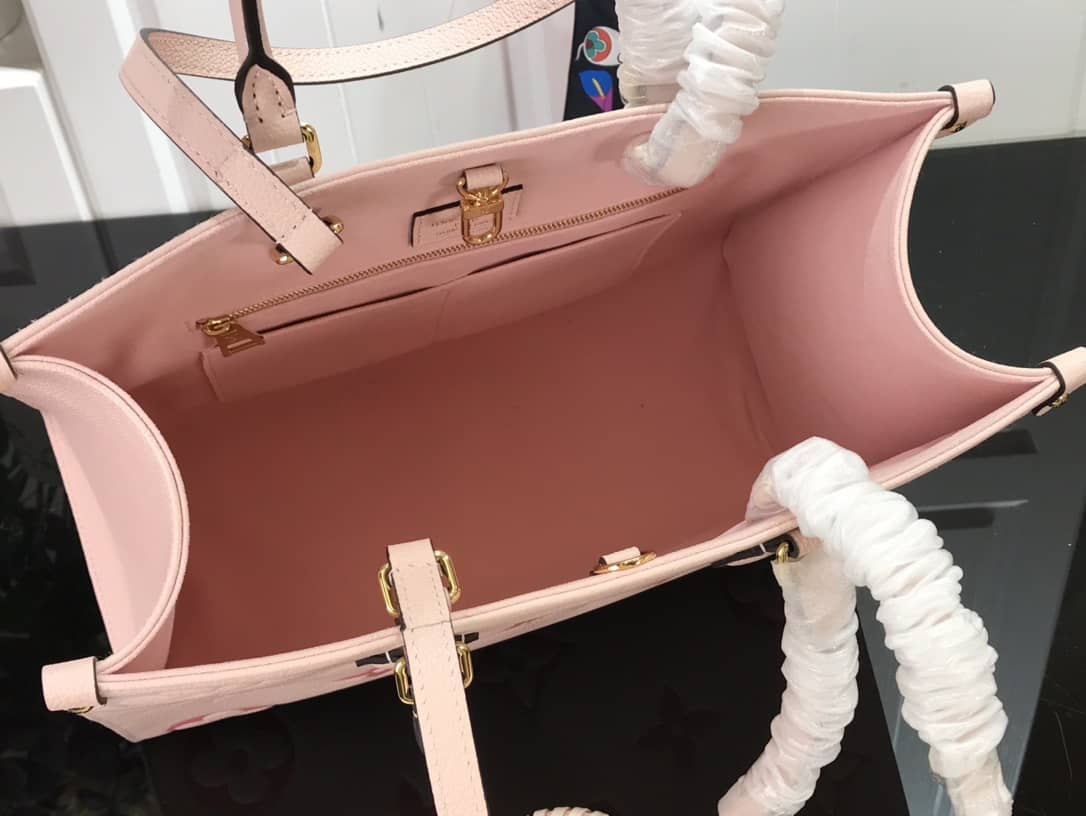 L0vis Vvtt0n On the Go MM Monogram Empreinte Two-way Tote Replica Pink M45717
