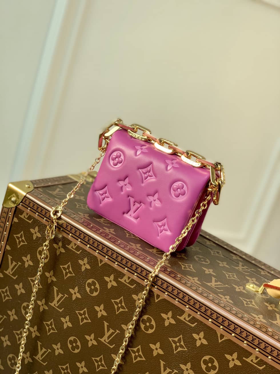 Best Replica L0vis Vvtt0n Beltbag Coussin Cruise 22 Monogram Embossed Orchid M81127 Replica Crossbody Bag(ColaReps)