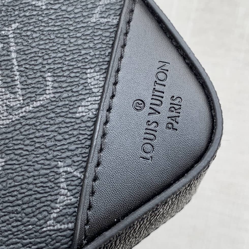 L0vis Vvtt0n x Nigo Trio Monogram Stripes Black M45965 Replica Messenger Bag