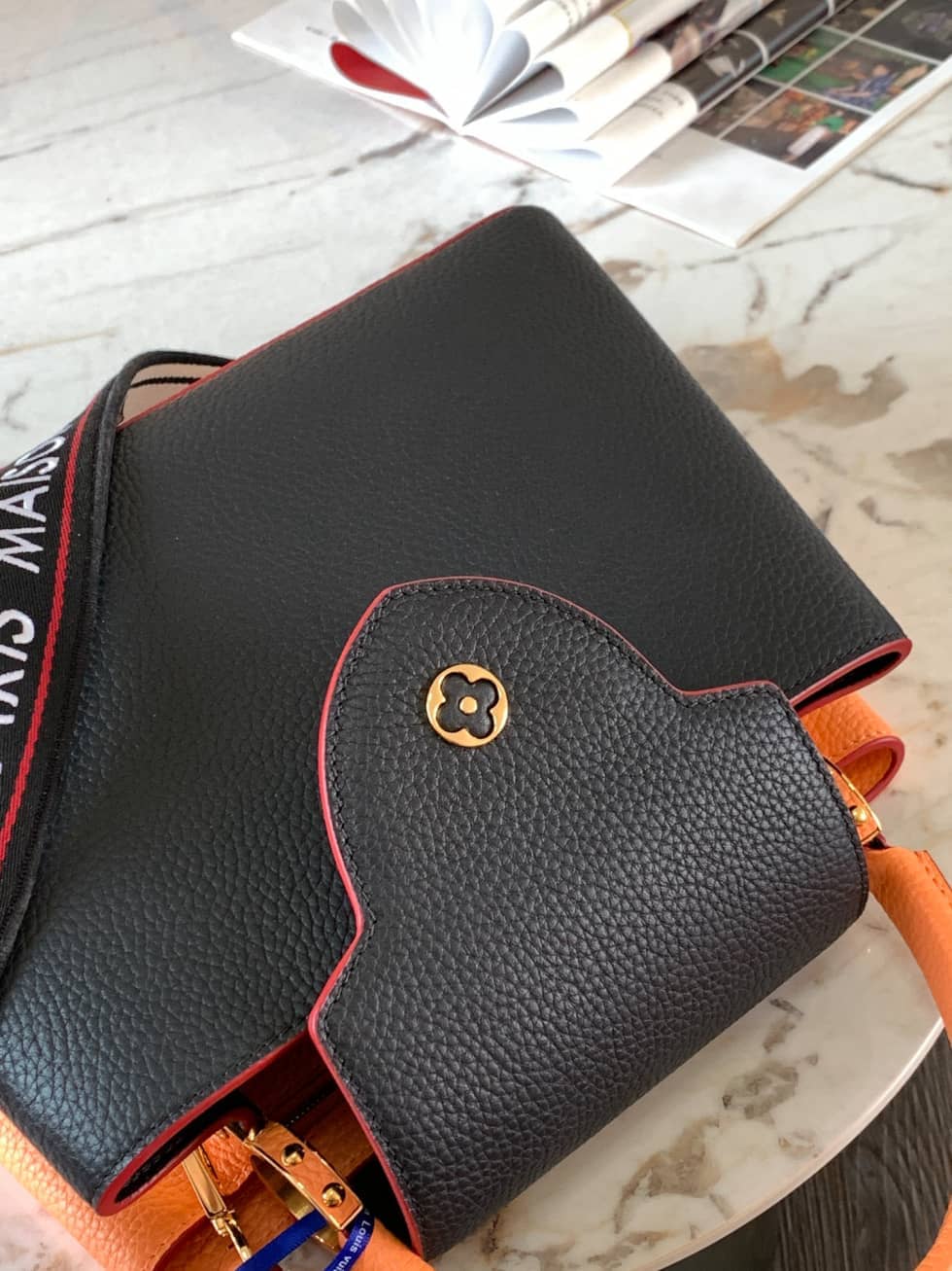 L0vis Vvtt0n Capucines MM Black And Orange M58610 Replica Crossbody Bag