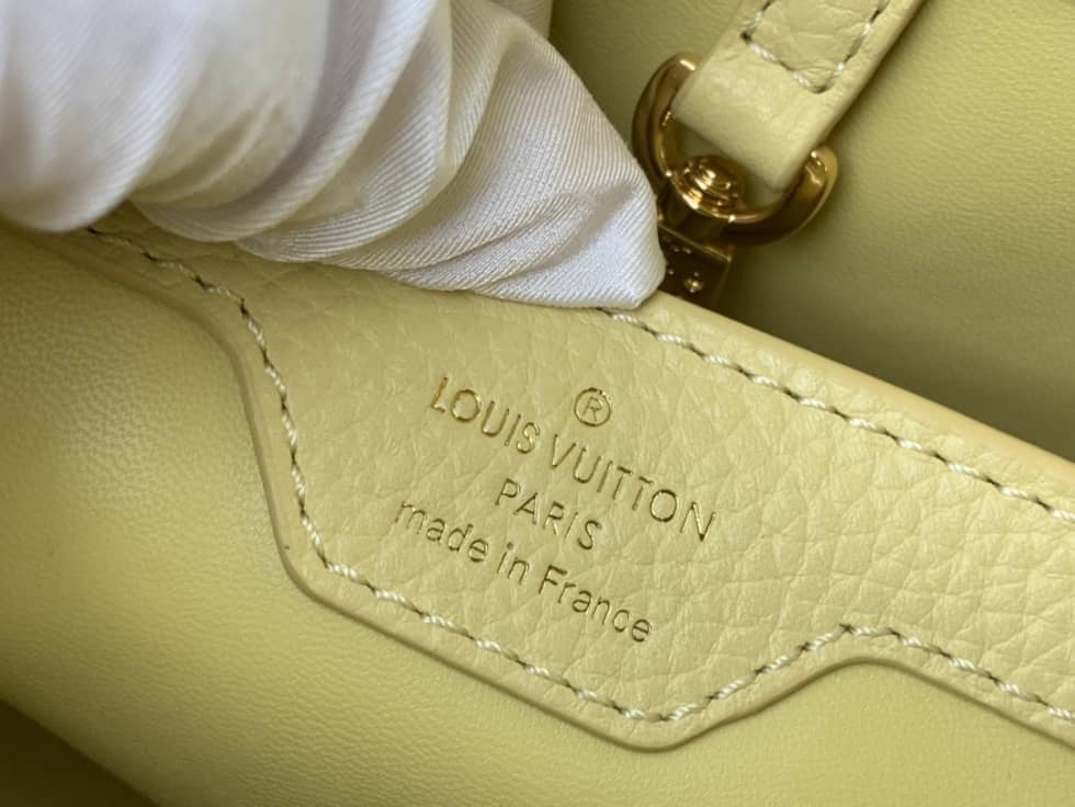 L0vis Vvtt0n Capucines MM Yellow M59872 Replica Shoulder Bag
