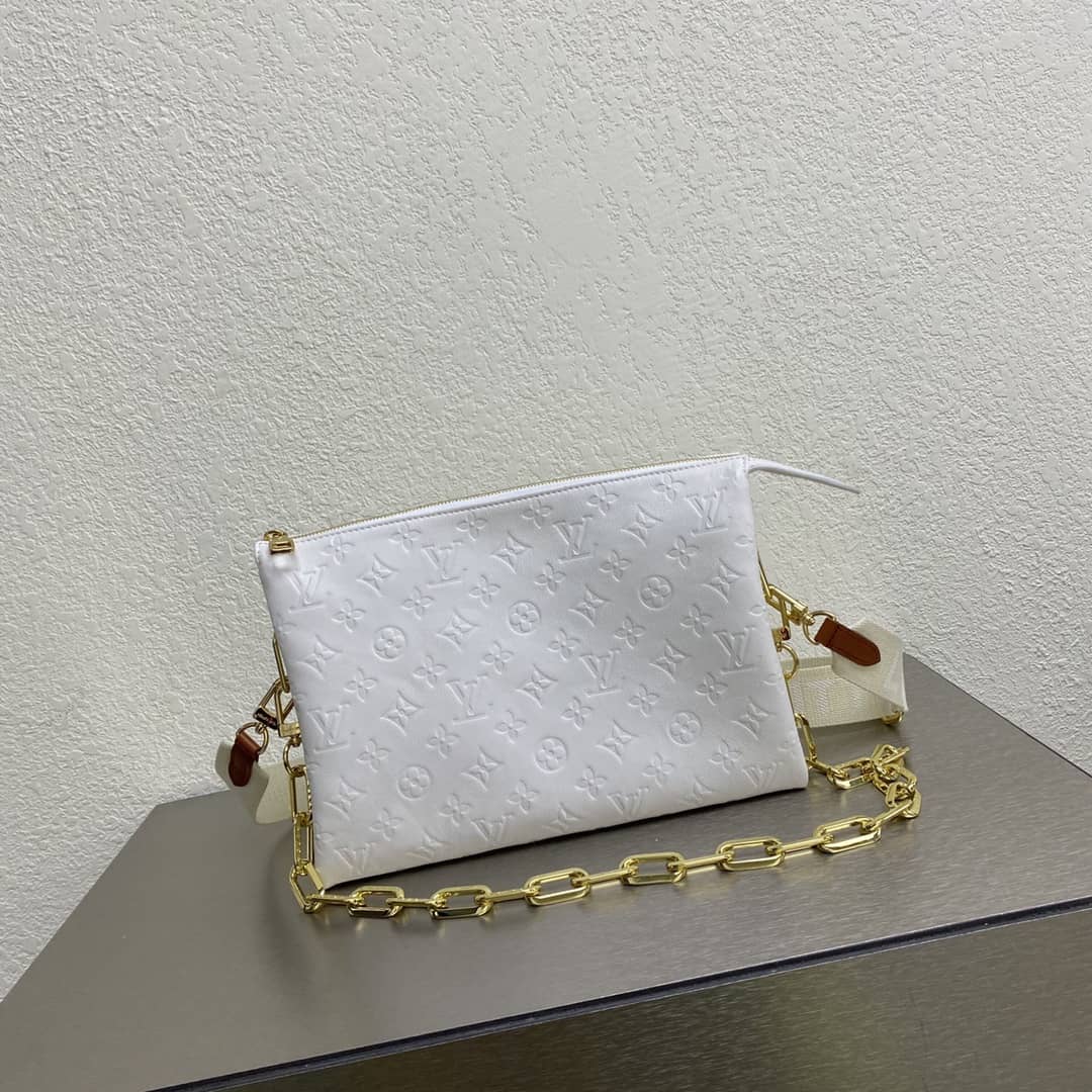 L0vis Vvtt0n 7 Star Chain Clutch Bag White