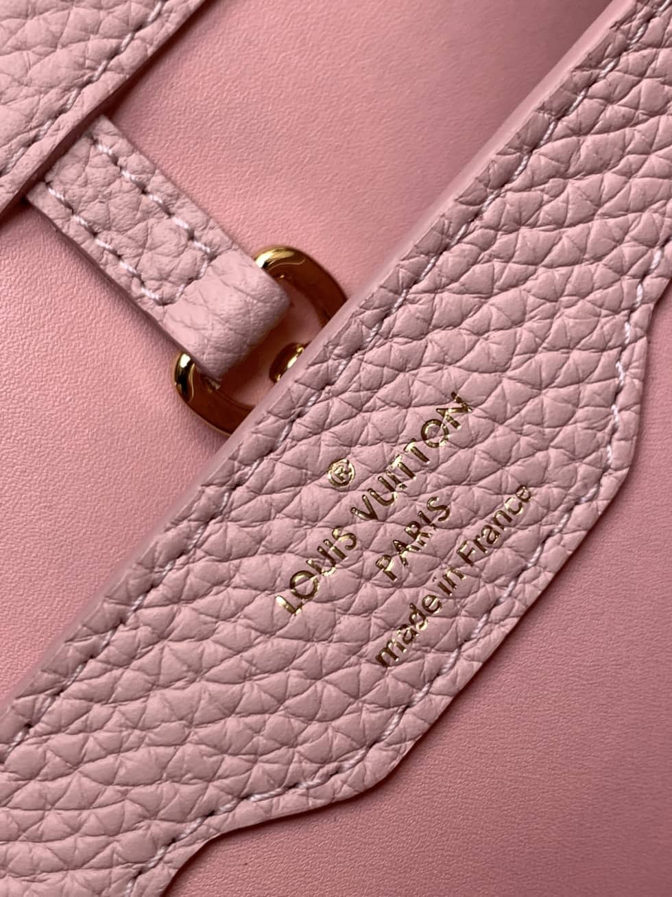 L0vis Vvtt0n Capucines MM Pink M59209 Replica Crossbody Bag