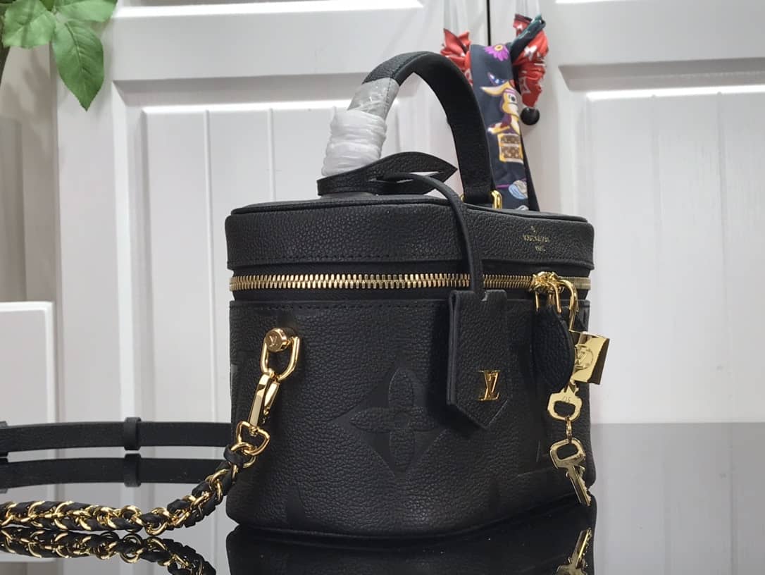 L0vis Vvtt0n Vanity PM Monogram Empreinte Leather Crossbody Bag Replica M45598