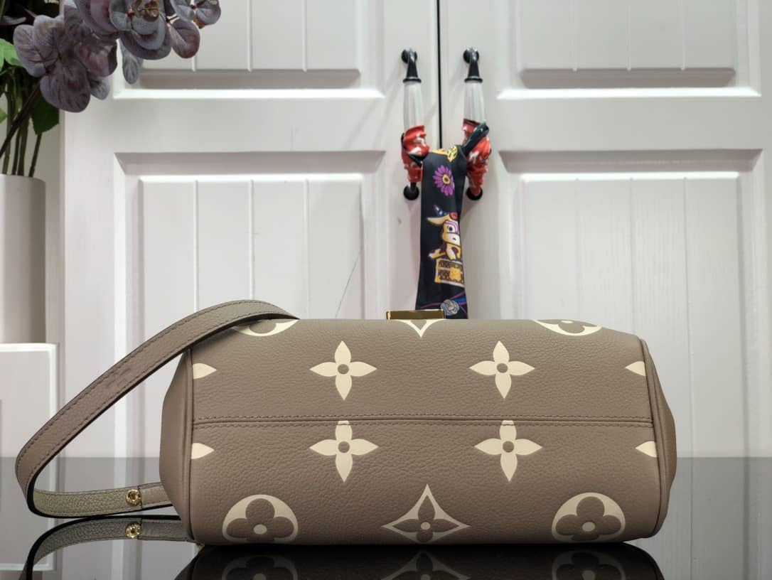 L0vis Vvtt0n Favorite Monogram Empreinte Leather Replica Shoulder Bag Gray M45813