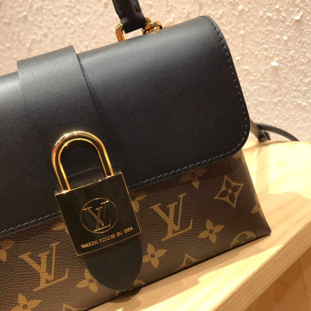 L0vis Vvtt0n Monogram Canvas Locky BB Bag Replica Black M44321