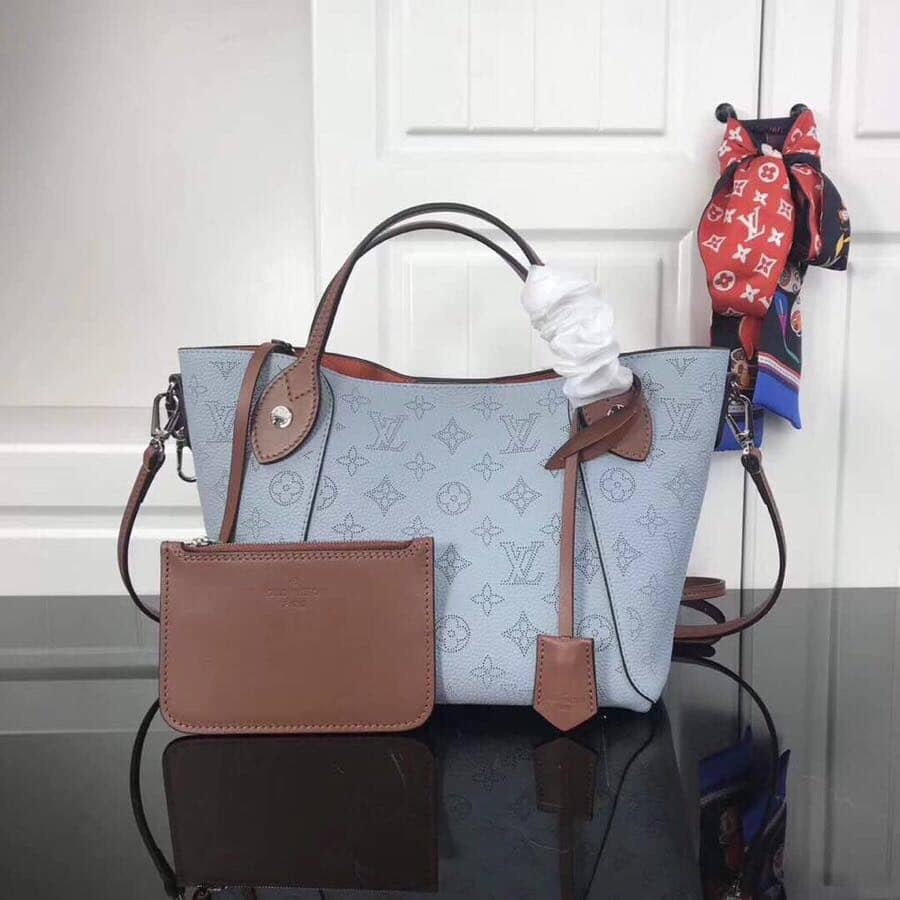 L0vis Vvtt0n Mahina Hina PM Leather Tote Replica Blue M54353