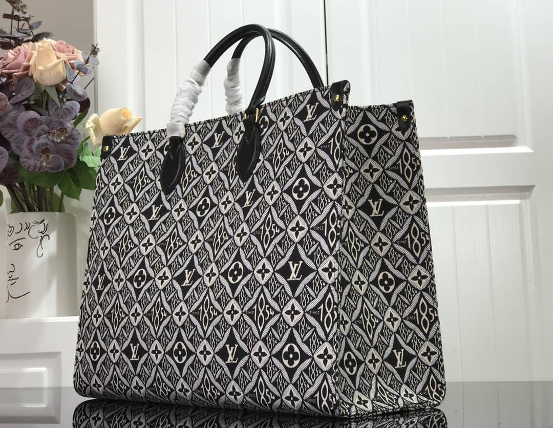 L0vis Vvtt0n On the Go GM Since 1854 Tote Replica Black M57207