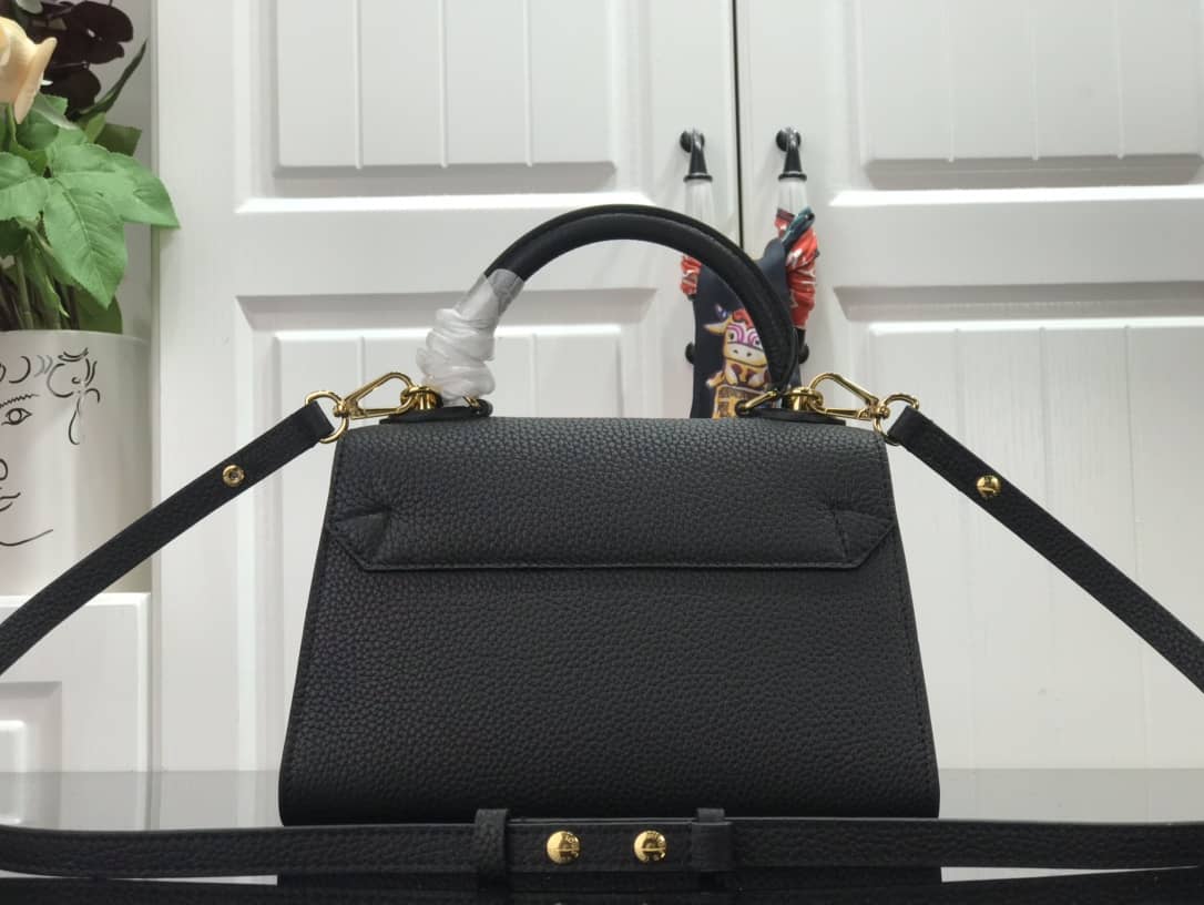 L0vis Vvtt0n Replica Bags One Handle PM Bag Replica Black M57093