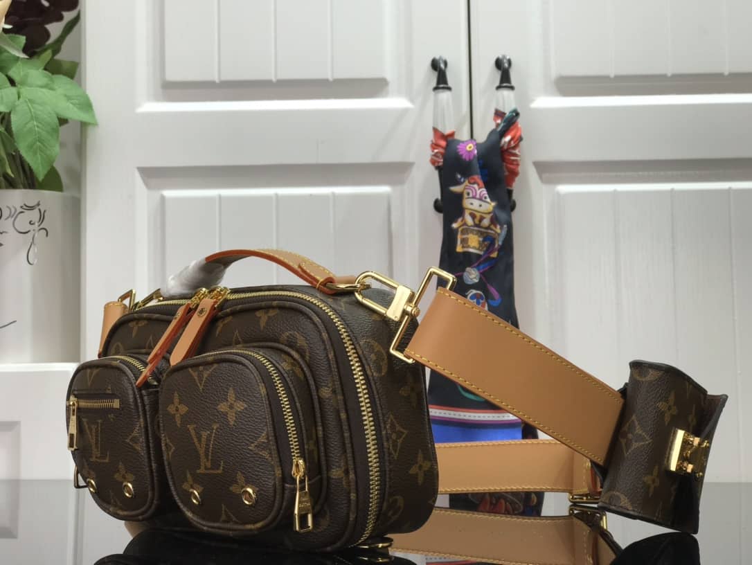 Best Replica L0vis Vvtt0n Monogram Geronimos Utility Crossbody Bag Replica M45672(ColaReps)