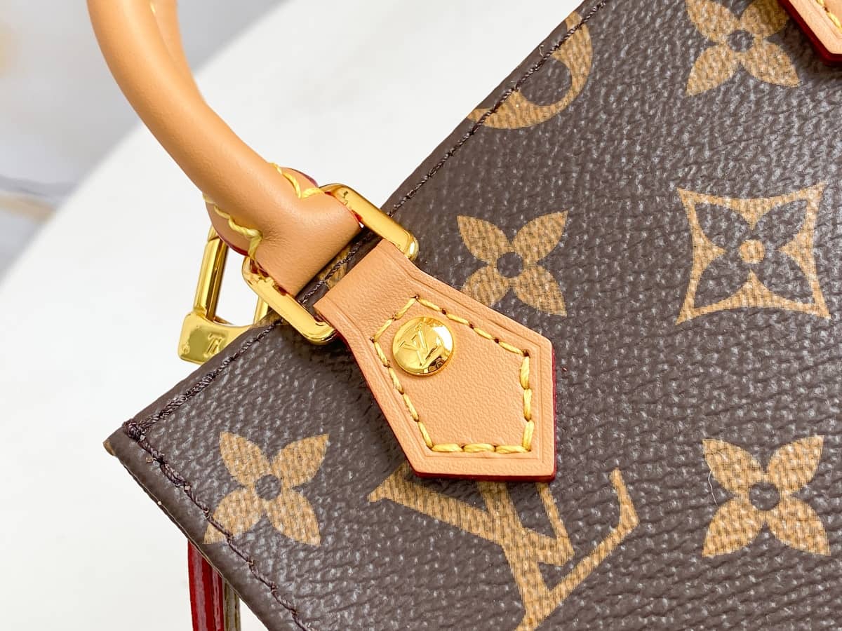 L0vis Vvtt0n Monogram Petit Sac Plat 2Way Replica Shoulder Bag M69442