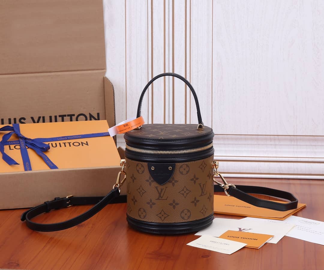 L0vis Vvtt0n Cannes Monogram Reverse Womens Vanity Bag Replica M43986