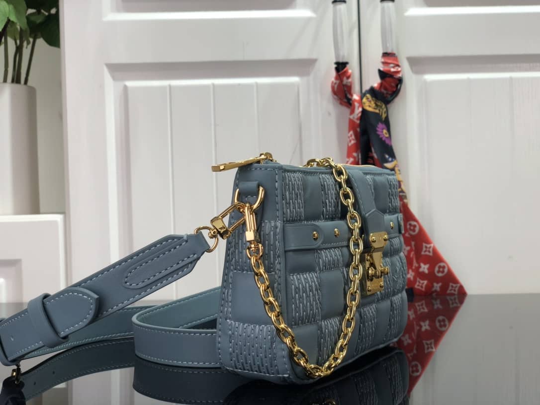 L0vis Vvtt0n Pochette Troca Replica Shoulder Bag Blue M59046